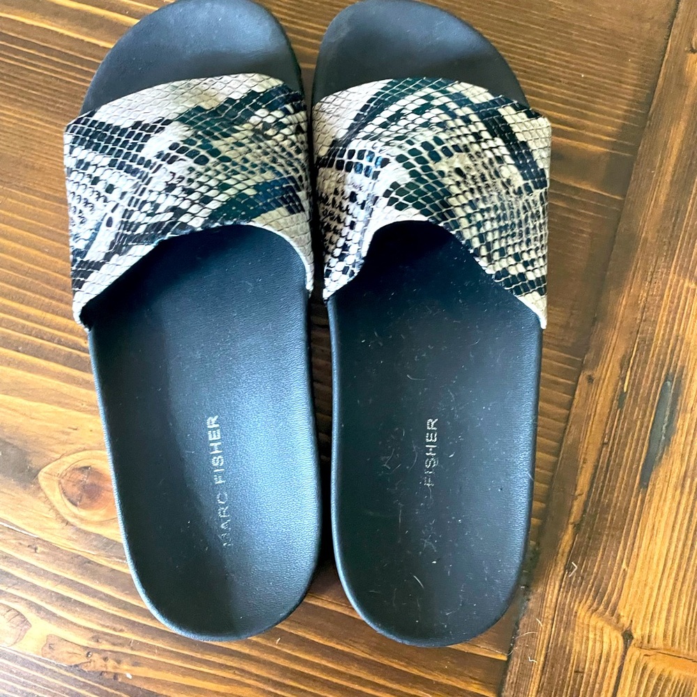 Marc Fisher Snakeskin slides